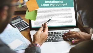Tips To Choose The Right Online Installment Loan Lender