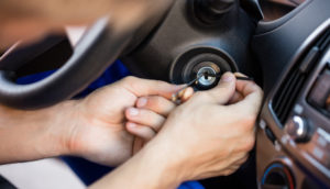 Top 4 Things To Know Before You Hire An Auto Locksmith