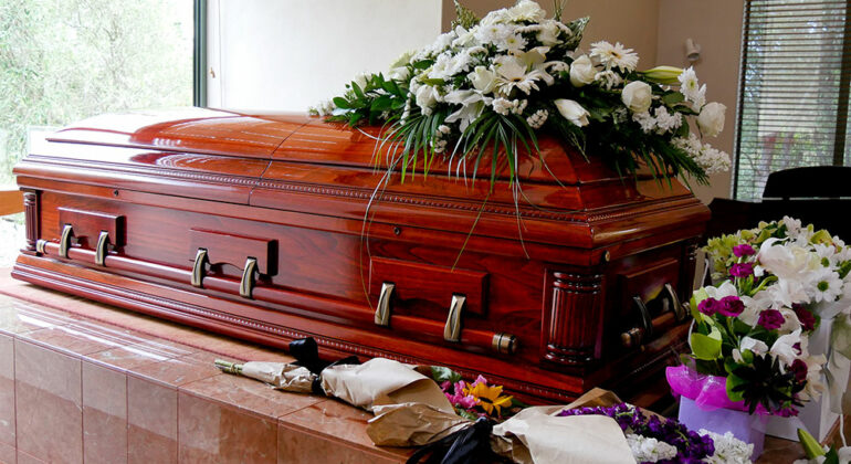 A comprehensive guide to understanding funeral expenses