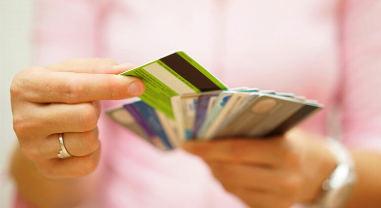 Effective ways to manage credit card debt