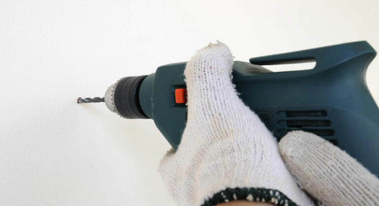 3 popular brands manufacturing cordless power tools