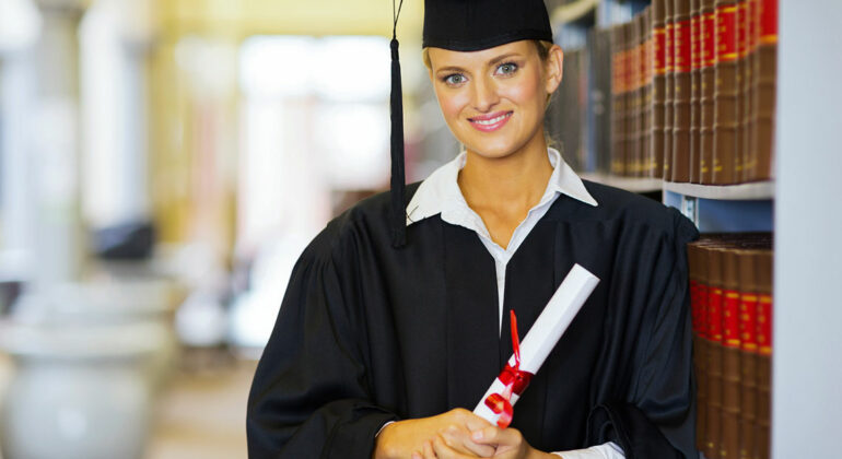 4 tips to choose the best bachelors degree