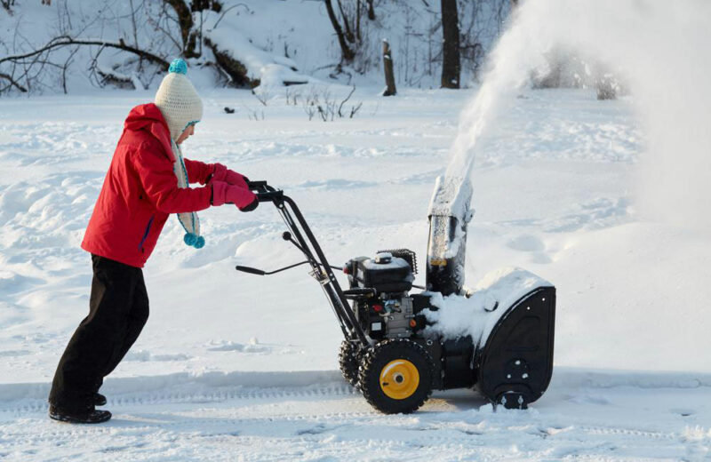 Snow blower clearance sale-A great way to save money