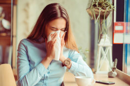 Knowing the symptoms of common allergies and their risk factors