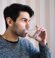 11 common side effects of drinking insufficient water