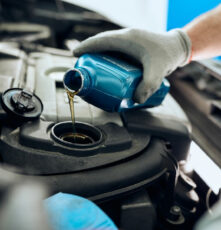 6 Mistakes to Avoid When Changing Engine Oil