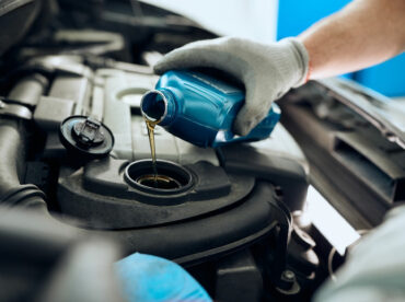 6 Mistakes to Avoid When Changing Engine Oil