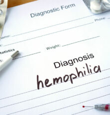 8 signs and symptoms of hemophilia