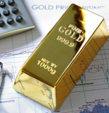 Pros and Cons of Investing in Gold and Silver