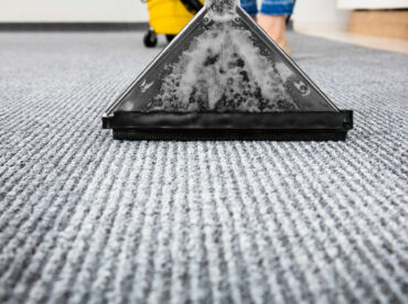 Top 8 carpet cleaning hacks from experts to consider