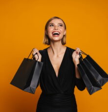 9 Hacks to Have the Best Black Friday in 2023
