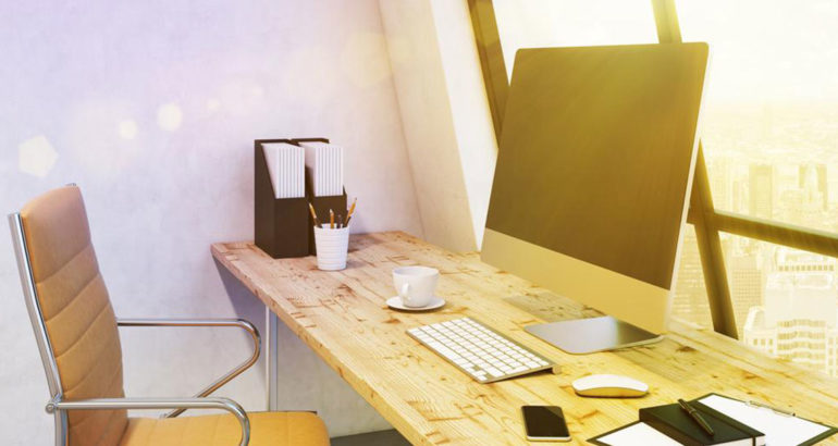 5 types of office desks to choose from