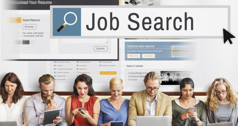 Tips to follow for a successful job search when looking through job listings