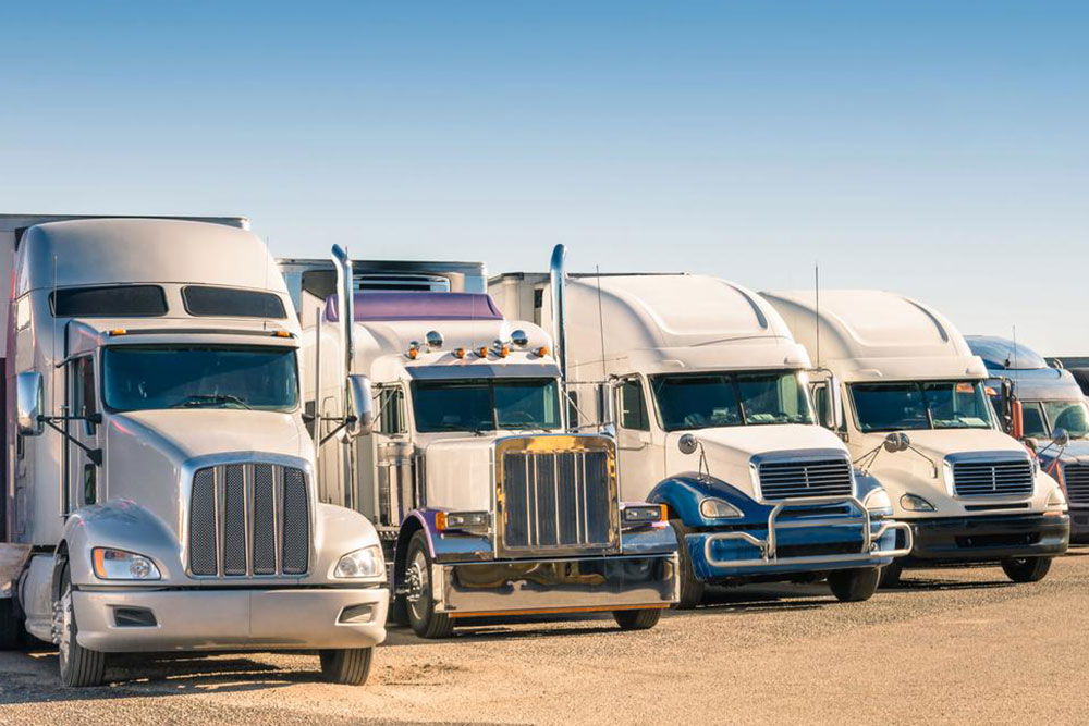 4 reasons to switch to a truck driving job