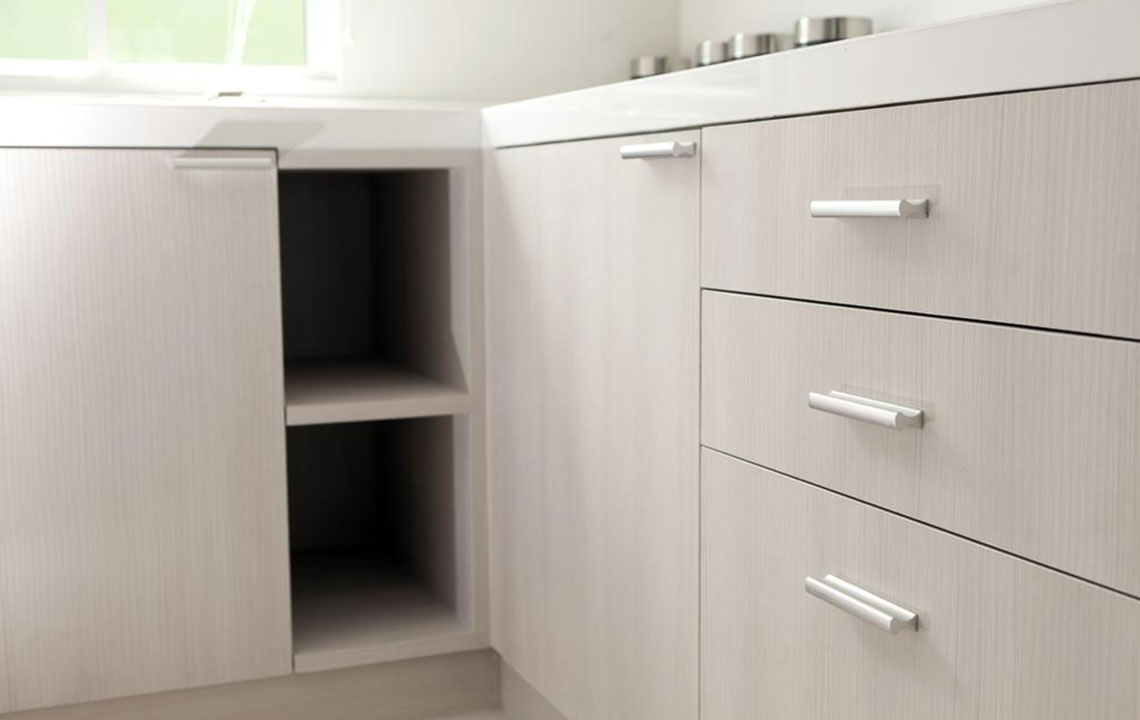Some features of Lowes and IKEA kitchen cabinets