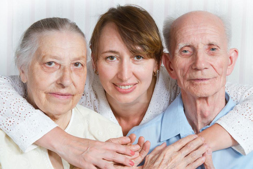 What to expect from senior caregivers in old age homes